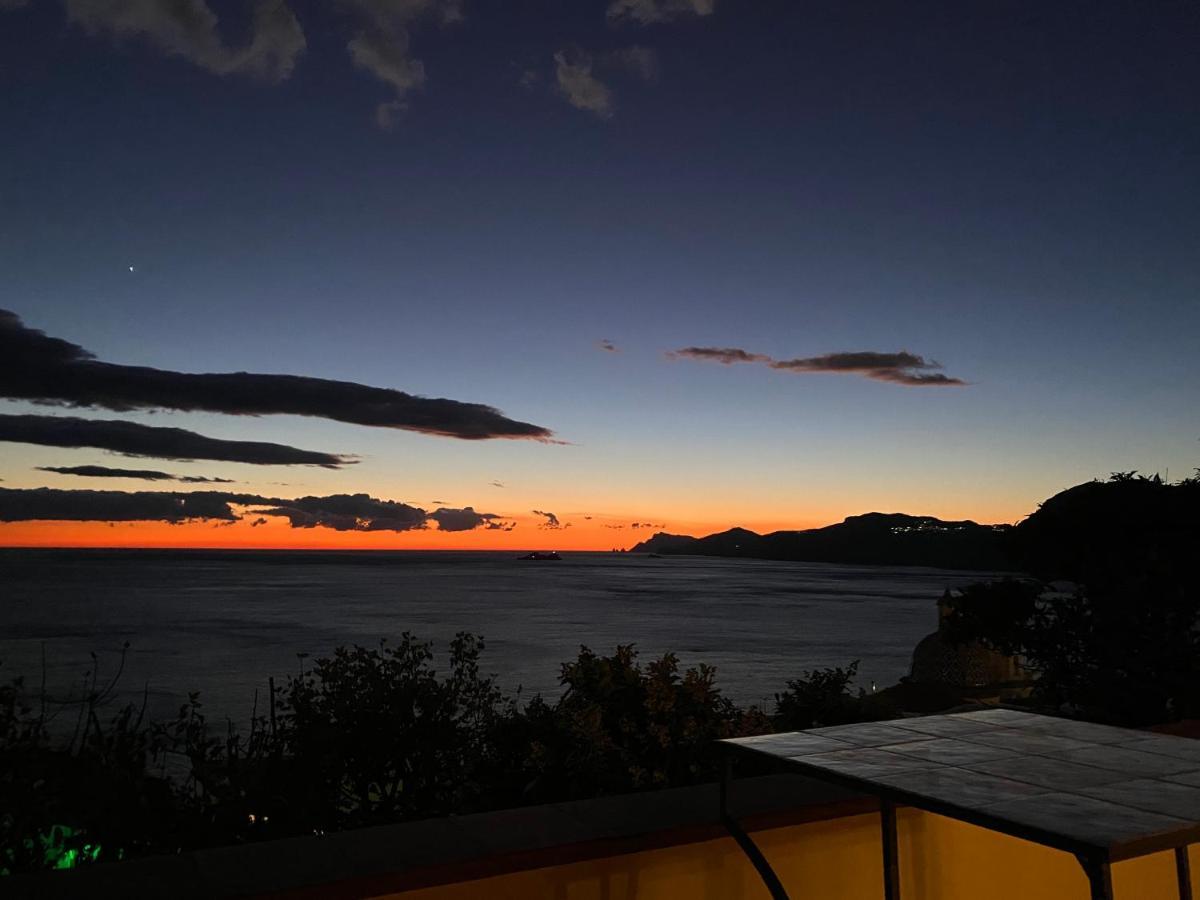 Ferienwohnung Il Profumo Dei Fiori Praiano Exterior foto