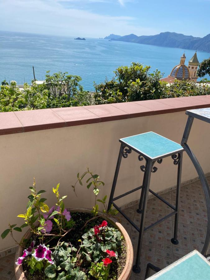 Ferienwohnung Il Profumo Dei Fiori Praiano Exterior foto