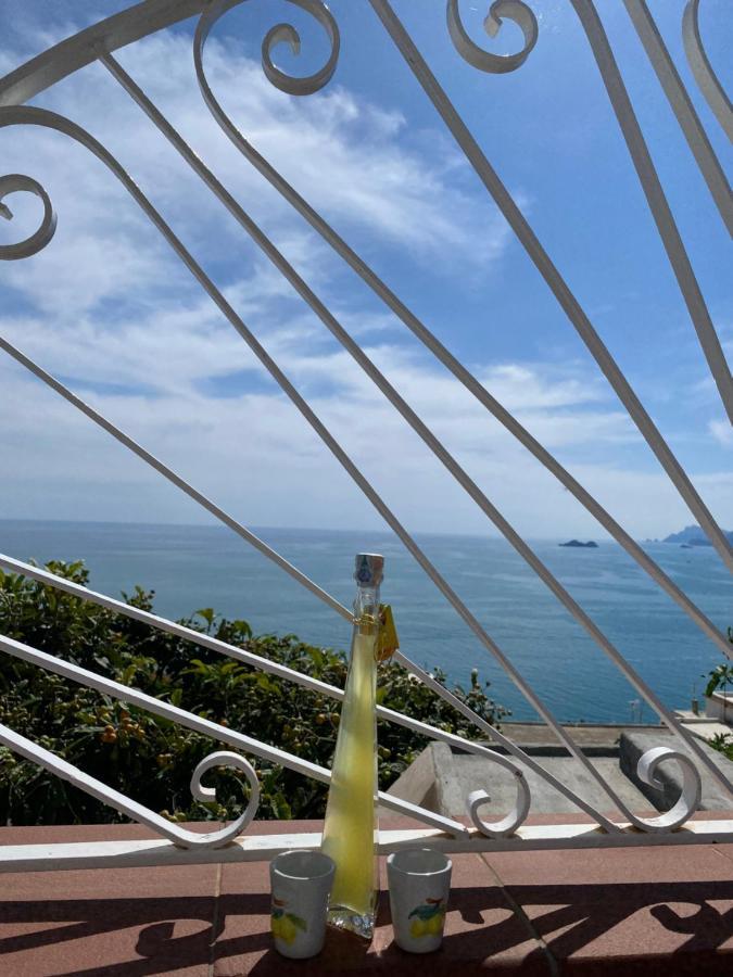 Ferienwohnung Il Profumo Dei Fiori Praiano Exterior foto