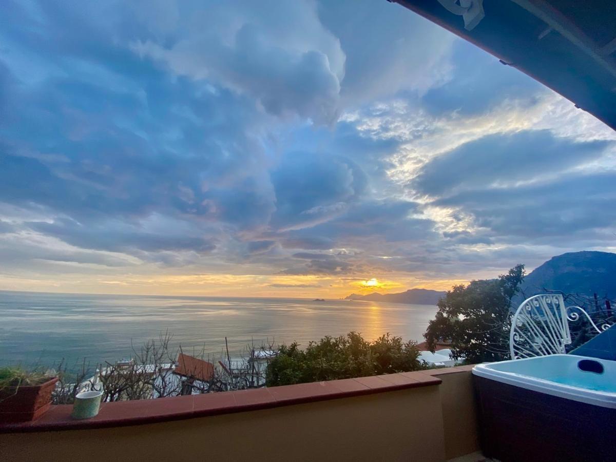 Ferienwohnung Il Profumo Dei Fiori Praiano Exterior foto