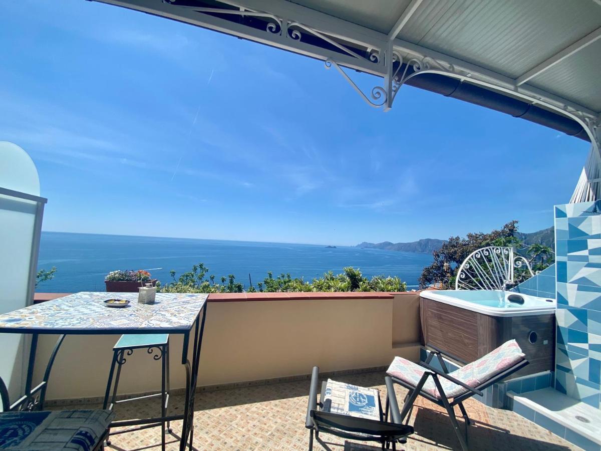 Ferienwohnung Il Profumo Dei Fiori Praiano Exterior foto